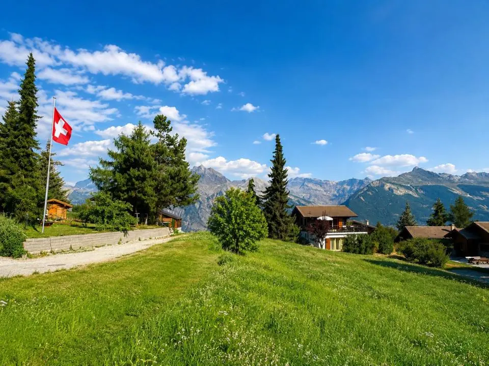 Wunderschönes Baugrundstück mit Blick auf die Rhone-Ebene und die Alpen — photo 3
