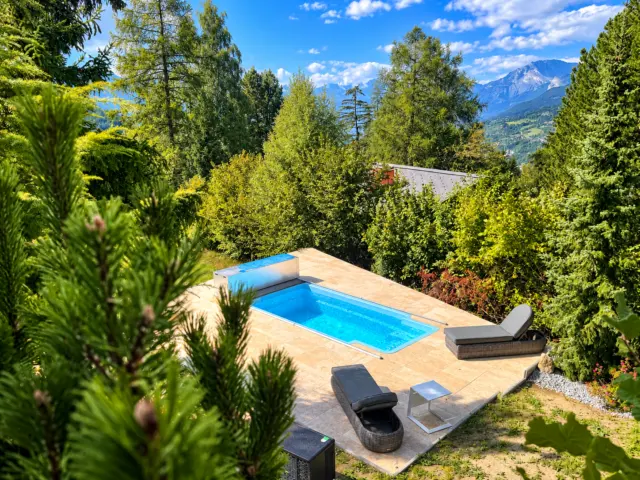 Exceptional chalet with private swimming pool — 2