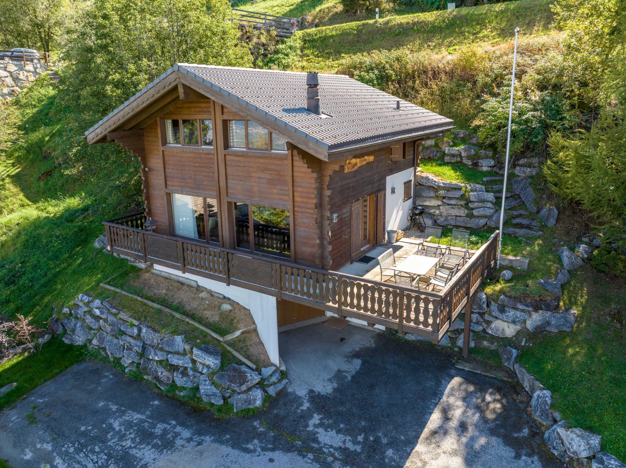 Superb, peaceful chalet with panoramic views