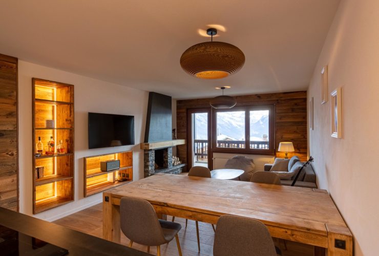 Magnificent, tastefully renovated flat at the foot of the pistes