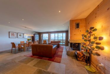 Luxueux appartement dans le complexe Mer de Glace avec magnifique vue sur les Alpes