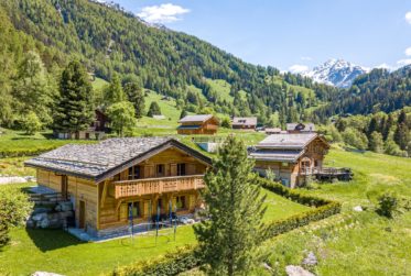 Exceptional chalet in an idyllic setting