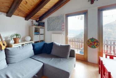 Investment property with 6 flats