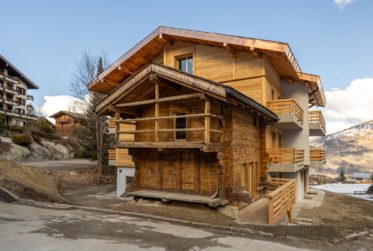 Magnifique appartement en rez-de-jardin au centre de la station