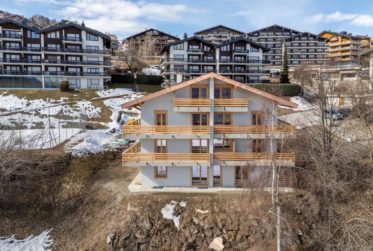 Magnifique appartement en rez-de-jardin au centre de la station