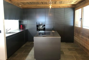 Luxuriöses Chalet mit 2 Wohnungen und atemberaubender Aussicht