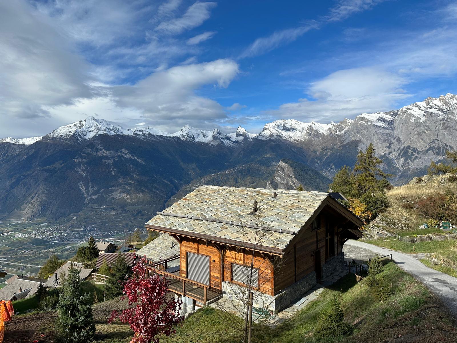 Luxurious 2 apartments chalet with breathtaking views