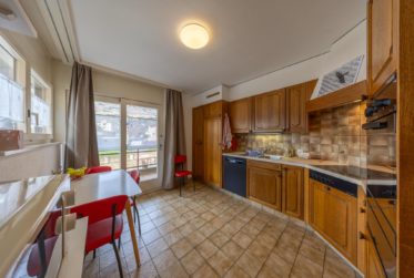 Spacious flat a stone's throw from the city centre