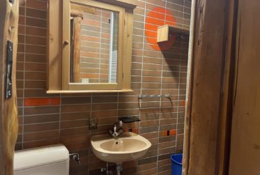 Large studio with a chalet atmosphere in the centre