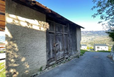 Magnificent barn with view