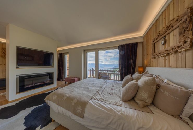 Superb duplex penthouse with panoramic views