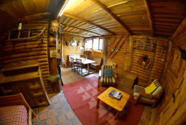 Large studio with a chalet atmosphere in the centre
