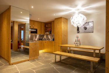 Chaleureux appartement dans complexe Mer de Glace