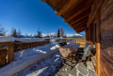 Beautiful ski in/out chalet with breathtaking views