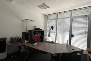 Zwei vermietete Geschäftsräume – Top-Investitionsmöglichkeit in Siders