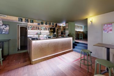 Local commercial idéalement situé dans le centre historique