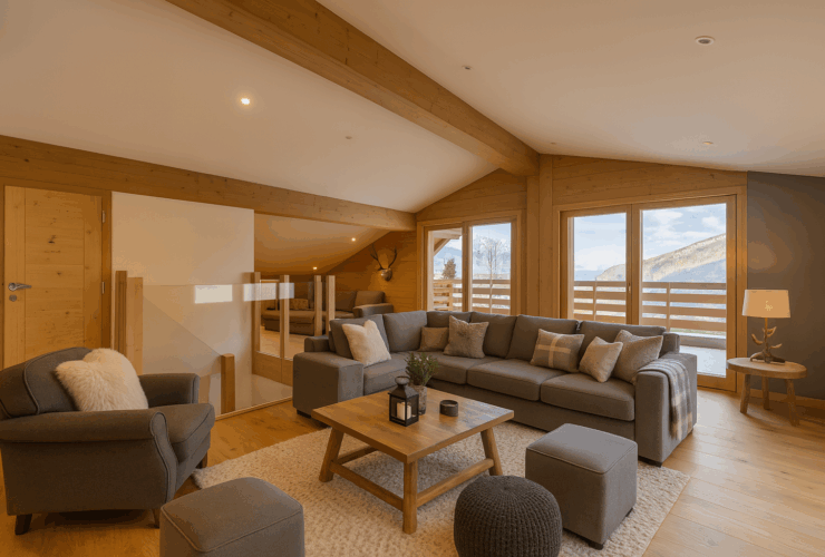 Superbe duplex en attique entièrement rénové au centre de la station