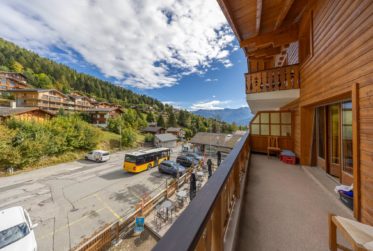 Appartement traversant de 3,5 pièces au coeur de la station