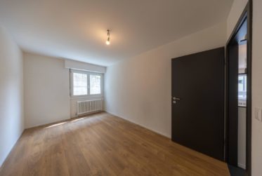 Completely renovated 4.5p flat