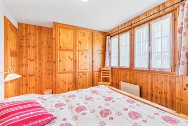 Magnifique chalet en madrier au calme - situation exceptionnelle