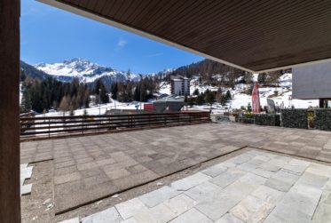 Magnifique appartement rénové avec grandes terrasses ski IN/OUT