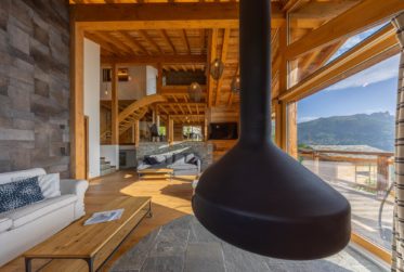 Luxurious 2 apartments chalet with breathtaking views