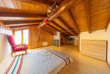 Lovely 3.5-room attic duplex apartment in the old town centre