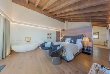 New penthouse apartment in luxury ski-in/ski-out chalet – Dixence Resort