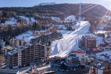 Charmant appartement aux pieds des pistes (ski in/out)