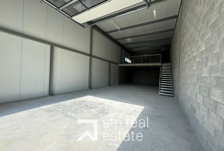 Modular Space of 160 m² – Flexibility and Strategic Accessibility near A9