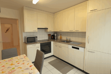 Angenehme 4,5-Zimmer-Wohnung mit Balkon