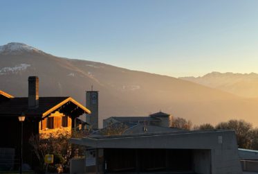 3.5-Room Apartment with Independent Studio