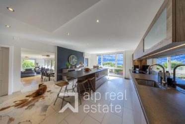 Architect-Designed Villa with Panoramic Views of the Castles