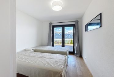 Modernes Chalet mit Blick ins Tal