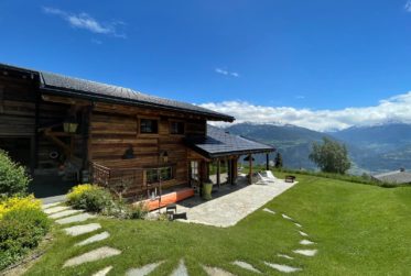 Wunderschönes Chalet aus altem Holz für Ihren Hauptwohnsitz