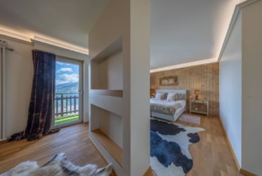 Superbe attique en duplex rénové avec vue panoramique