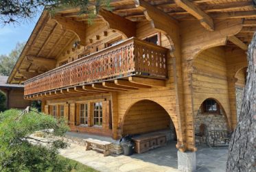 Wunderschönes Blockhaus mit authentischem Mazot als Zweit- oder Hauptwohnsitz