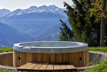 Wunderschönes Blockhaus mit authentischem Mazot als Zweit- oder Hauptwohnsitz