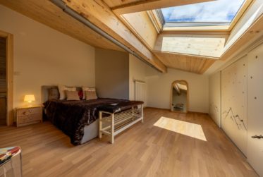 Superbe attique en duplex rénové avec vue panoramique