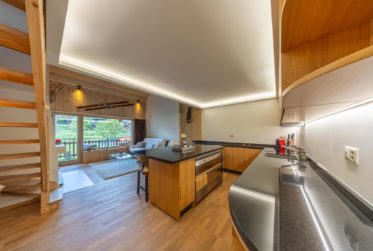 Superbe attique en duplex rénové avec vue panoramique