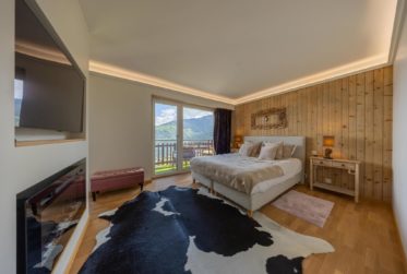 Superbe attique en duplex rénové avec vue panoramique