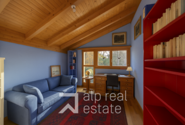 Superb family home with heated veranda and open views