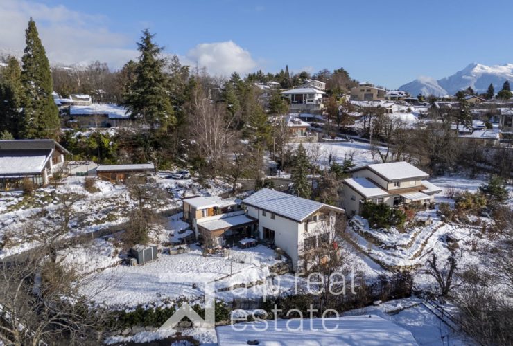 Superbe maison familiale avec véranda chauffée et vue dégagée