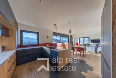 Villa neuve de standing avec vue spectaculaire sur le lac du Louché et les Alpes