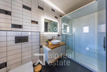 Villa neuve de standing avec vue spectaculaire sur le lac du Louché et les Alpes