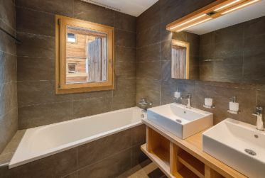 Wunderschöne 3,5-Zimmer-Wohnung ski int/out in einer Hotelresidenz