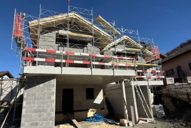 Dulex under construction with large terrace