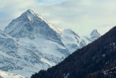 Penthouse with panoramic views in a hotel residence