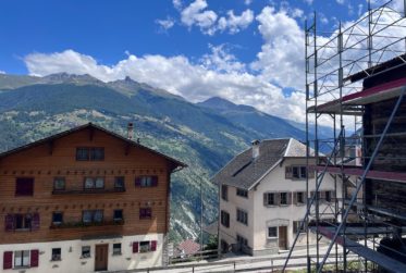 4.5 Rooms Flat, Custom built flat