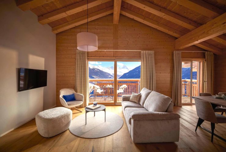 Penthouse with panoramic views in a hotel residence